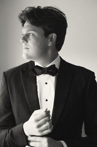 mobile - carousel-hero-element image-8