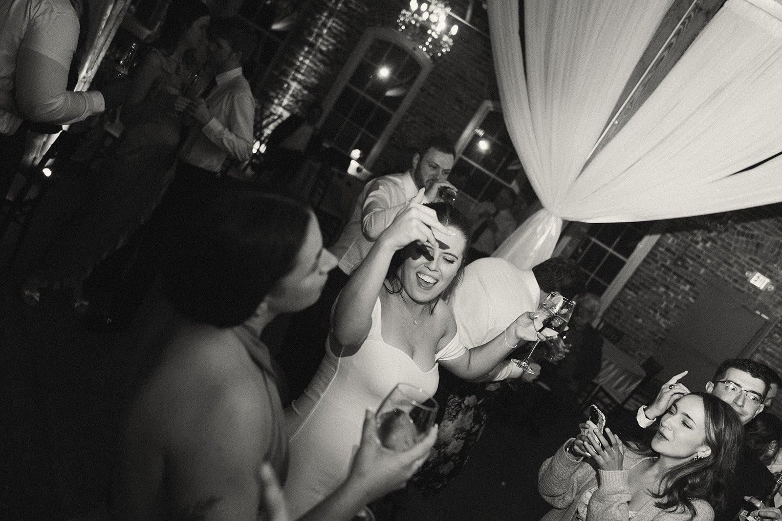 carousel-hero-element image-0